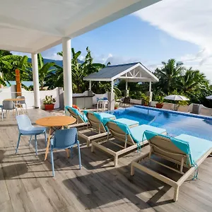https://la-casa-sorento.maheislandhotels.com